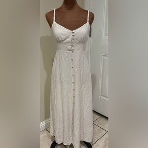 Chic White Button-Front Maxi Dress